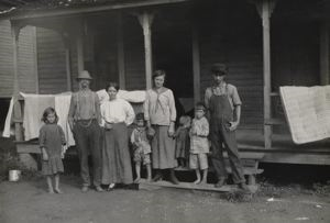Image of Ollie Johnson and Family, Anniston, Alabama