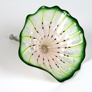 Image of Single Flower (Green/White)