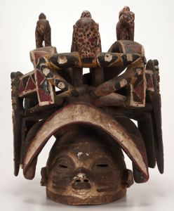 Image of Mask (Efe Gelede)